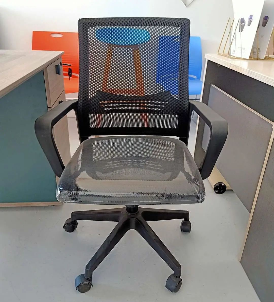 Aakash Chair and Sofa Repairing